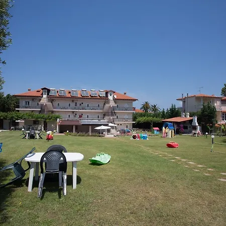 Theramvos By Thomas Polychrono