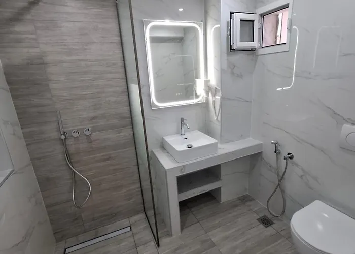 Theramvos By Thomas * 波利克罗诺