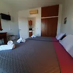 Apartamento Theramvos By Thomas Polychrono