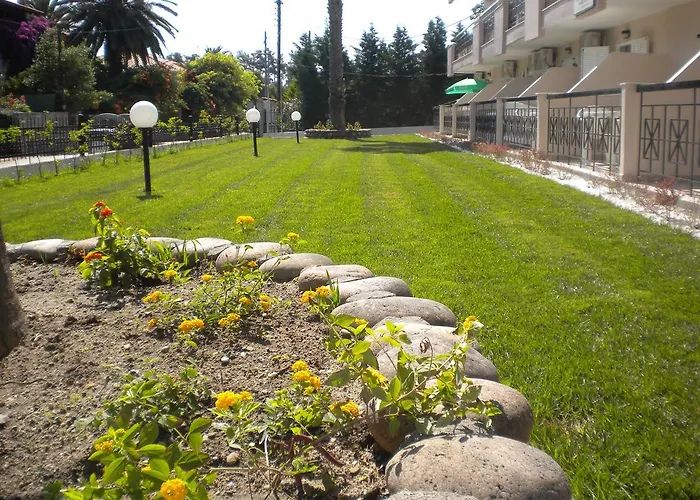 Theramvos By Thomas Polychrono