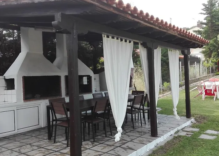 Apartament Theramvos By Thomas Polychrono