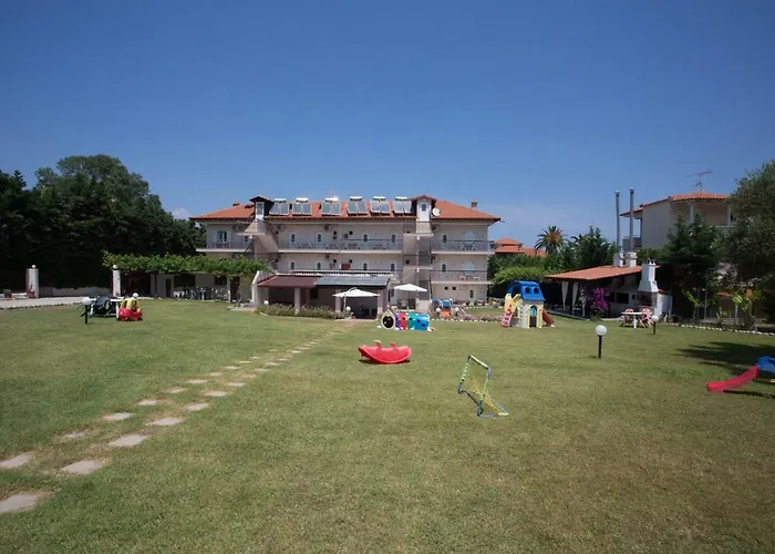 Theramvos By Thomas Polychrono